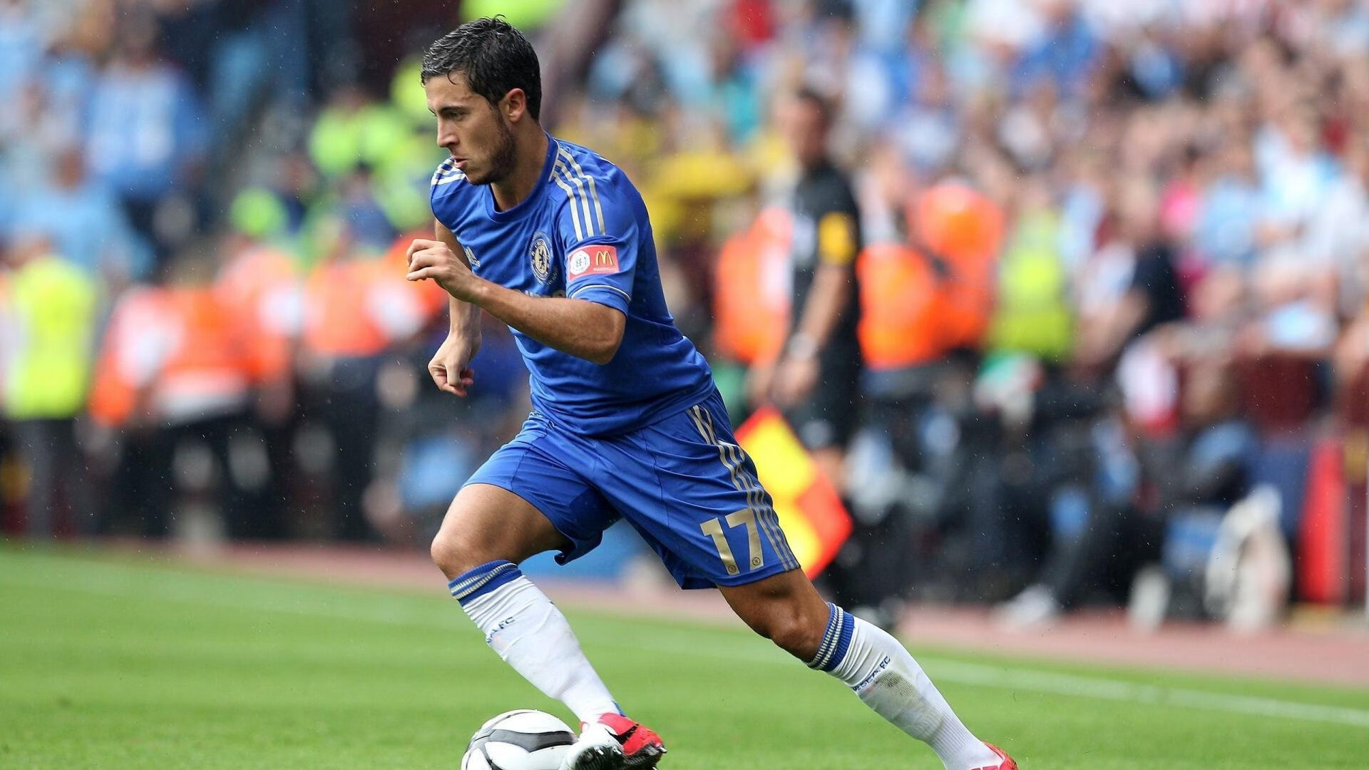 九游平台官网-《电竞产业链的价值重塑：从内容到周边的变革》，电竞产业是什么意思